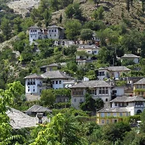 Gasthuis Ruols, Gjirokastër